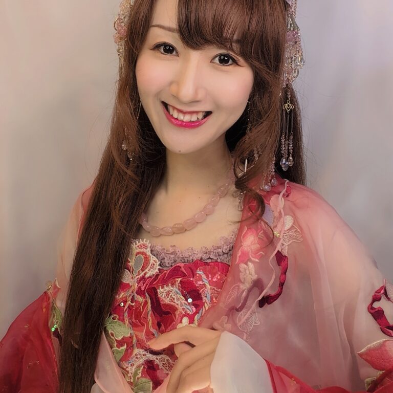 神山華恋(こうやまかれん)